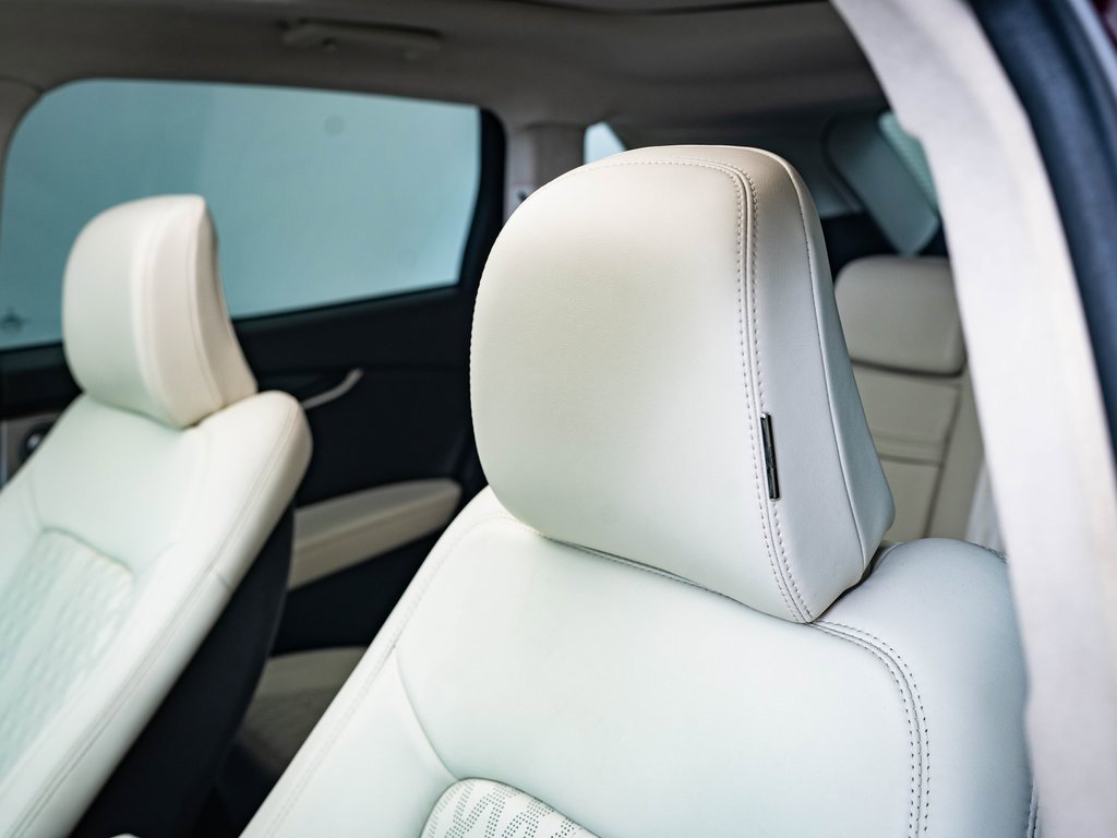 2022 Lincoln Nautilus Black Label photo 20