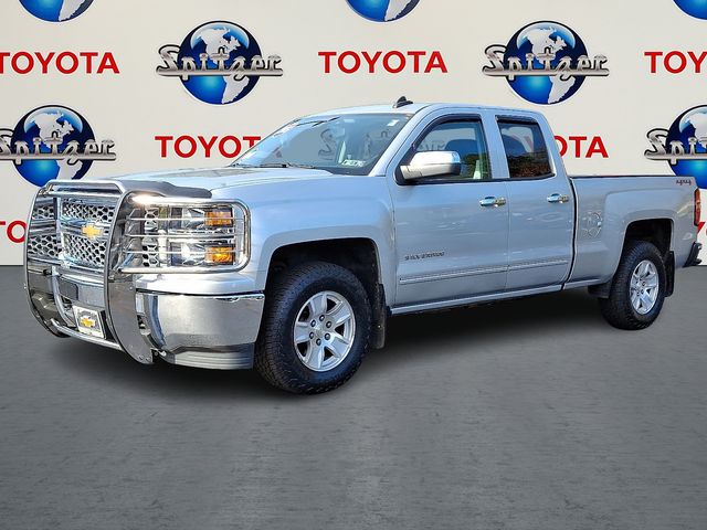 2015 Chevrolet Silverado 1500 LT photo 2
