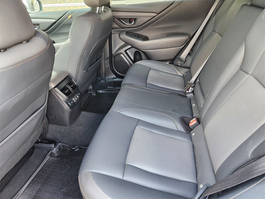 2022 Subaru Outback Wilderness photo 24