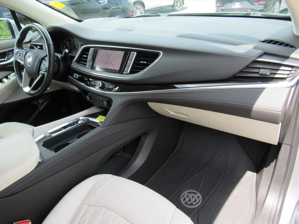 2023 Buick Enclave Avenir photo 10