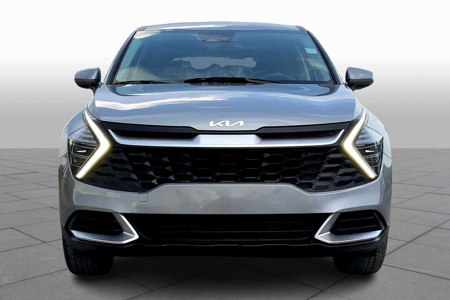 2024 Kia Sportage LX photo 3
