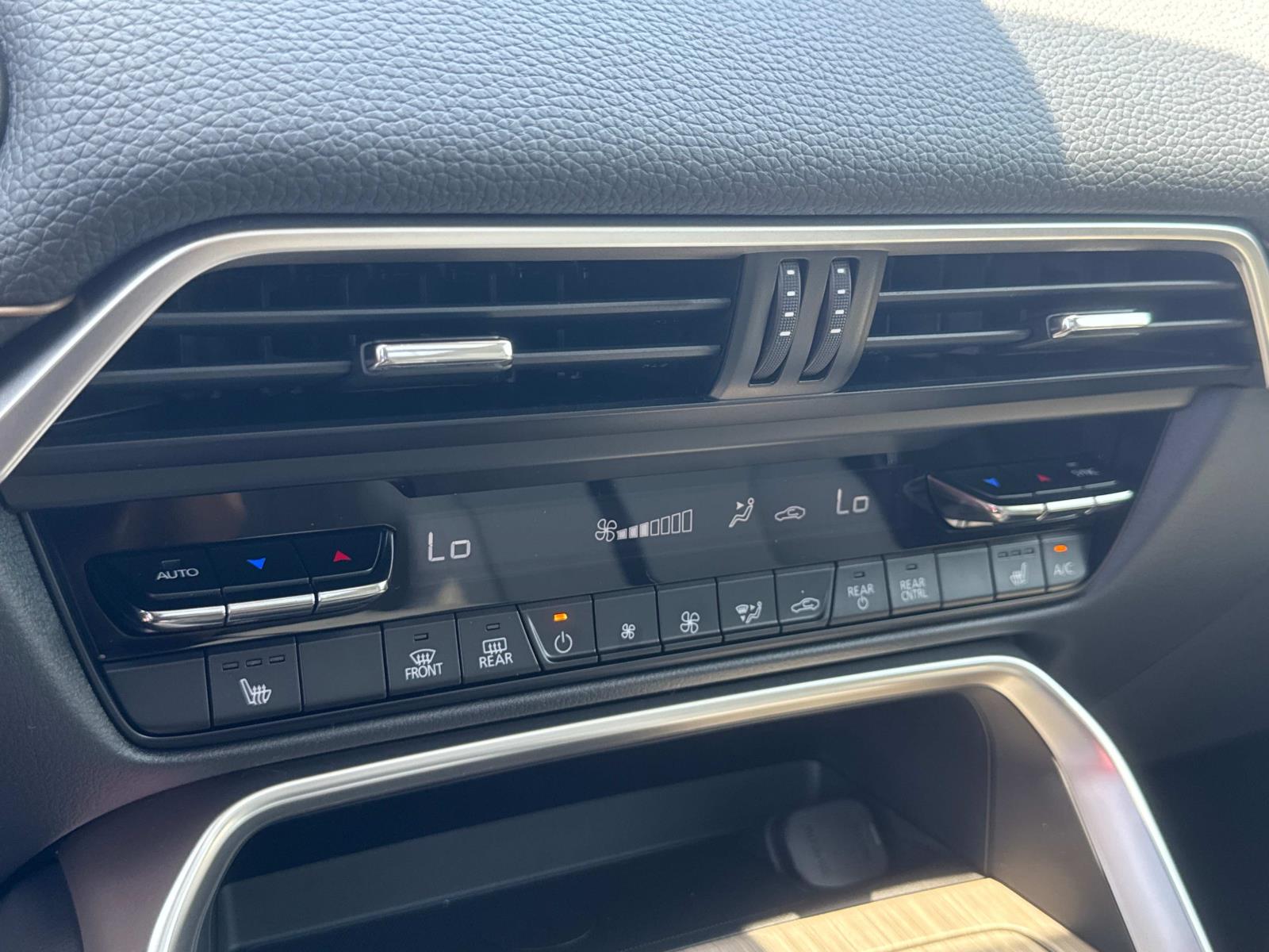 2025 Mazda CX-90 3.3 Turbo Premium S photo 10