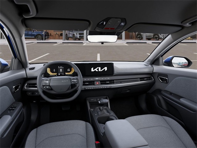 2025 Kia K4 LXS photo 13