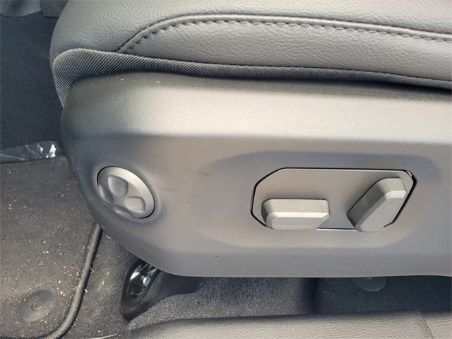 2025 Jeep Gladiator Sport photo 2