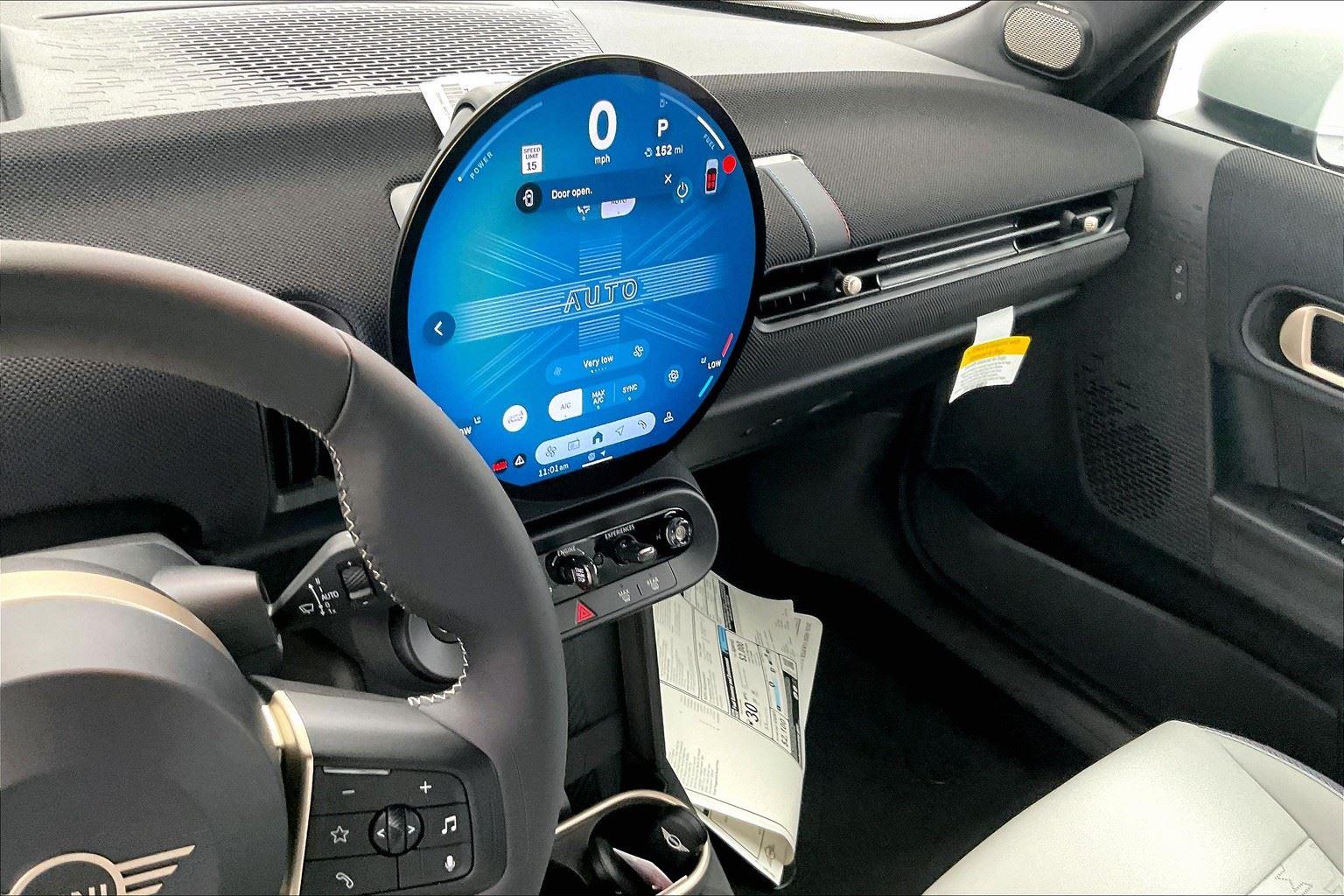 2026 Mini Cooper S Iconic photo 4