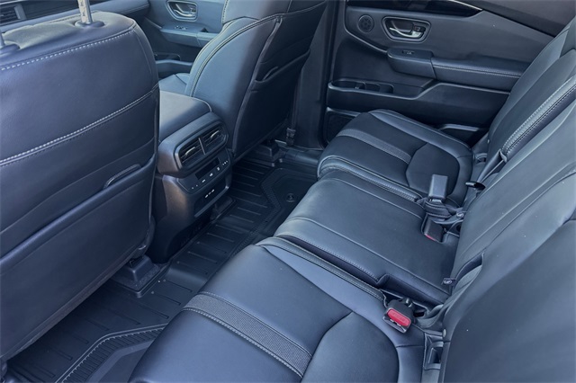 2025 Honda Pilot Touring photo 9