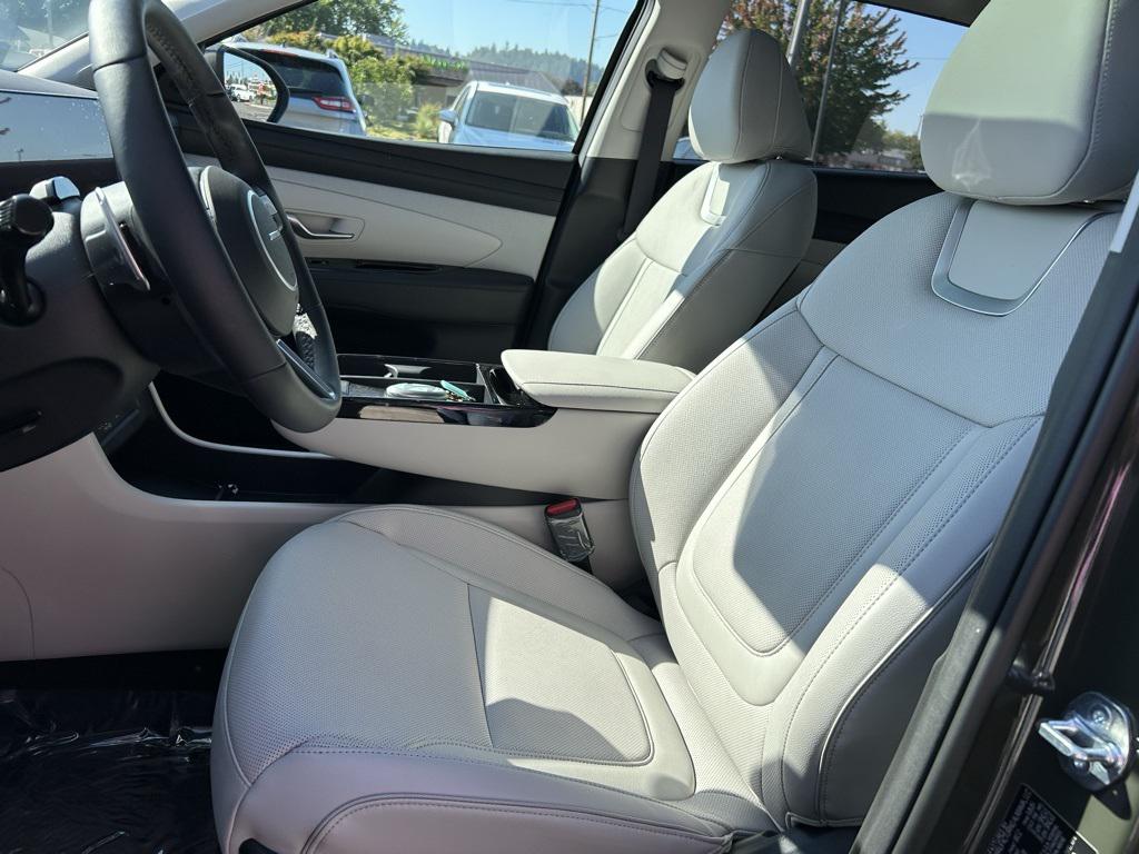 2025 Hyundai Tucson Limited photo 21