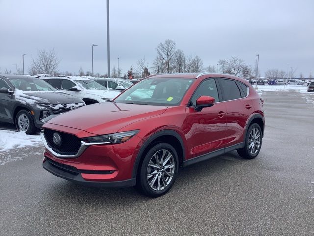 2019 Mazda CX-5 Signature's photo