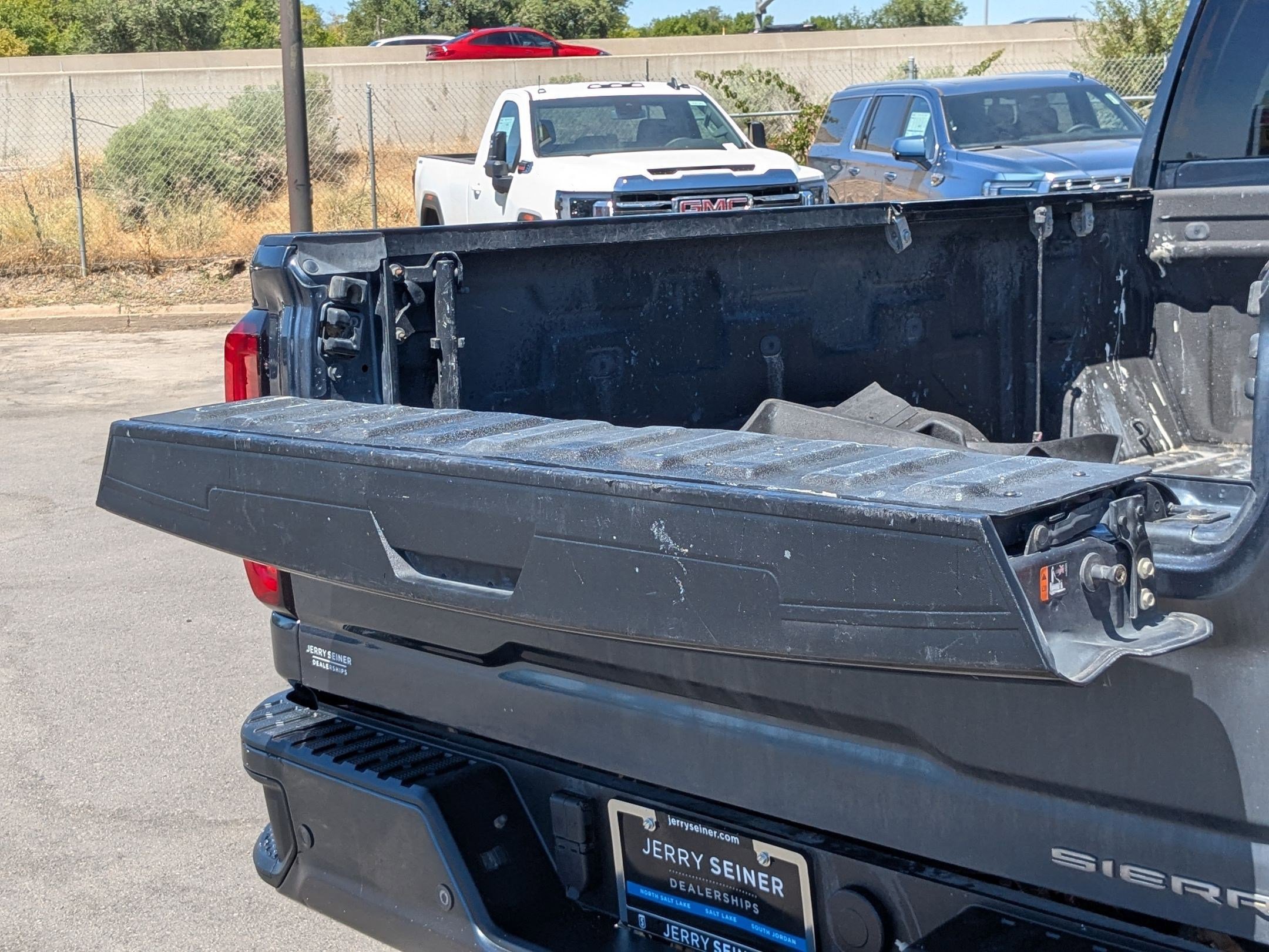2020 Gmc Sierra 2500 HD Denali photo 27