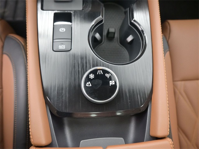 2026 Nissan Rogue Platinum photo 4
