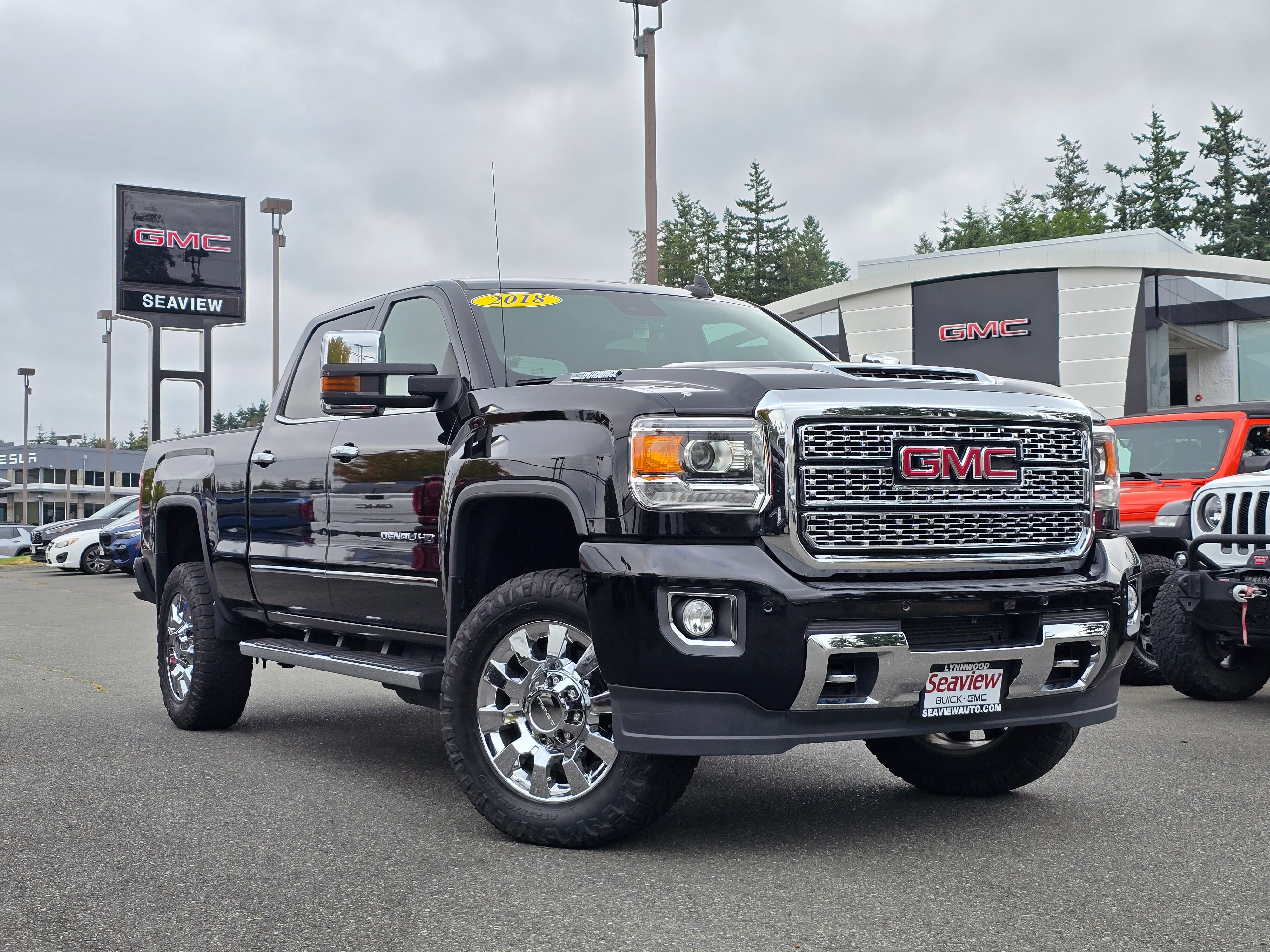 Used 2018 ONYX BLACK GMC Denali image 1