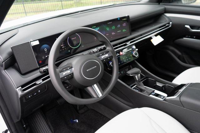 2025 Hyundai Santa Cruz SEL Activity photo 3