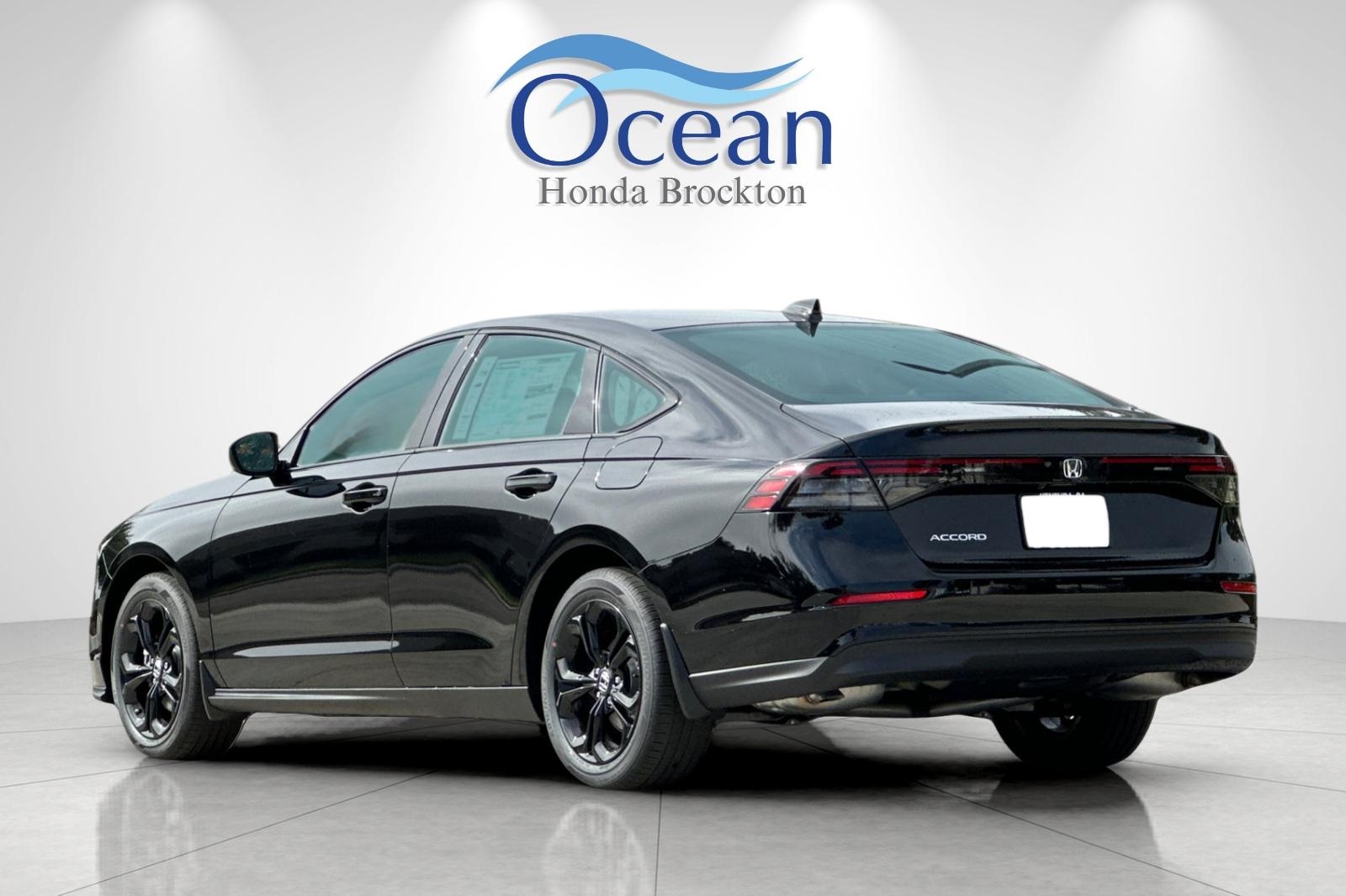 2025 Honda Accord SE photo 3