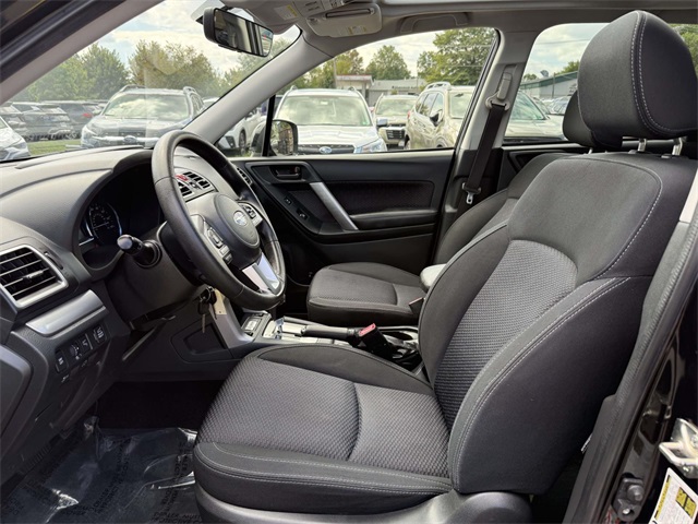 2018 Subaru Forester 2.5i Premium photo 14