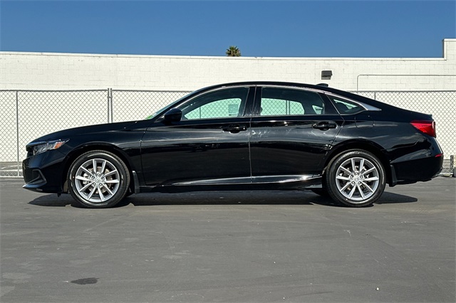 2022 Honda Accord LX photo 8