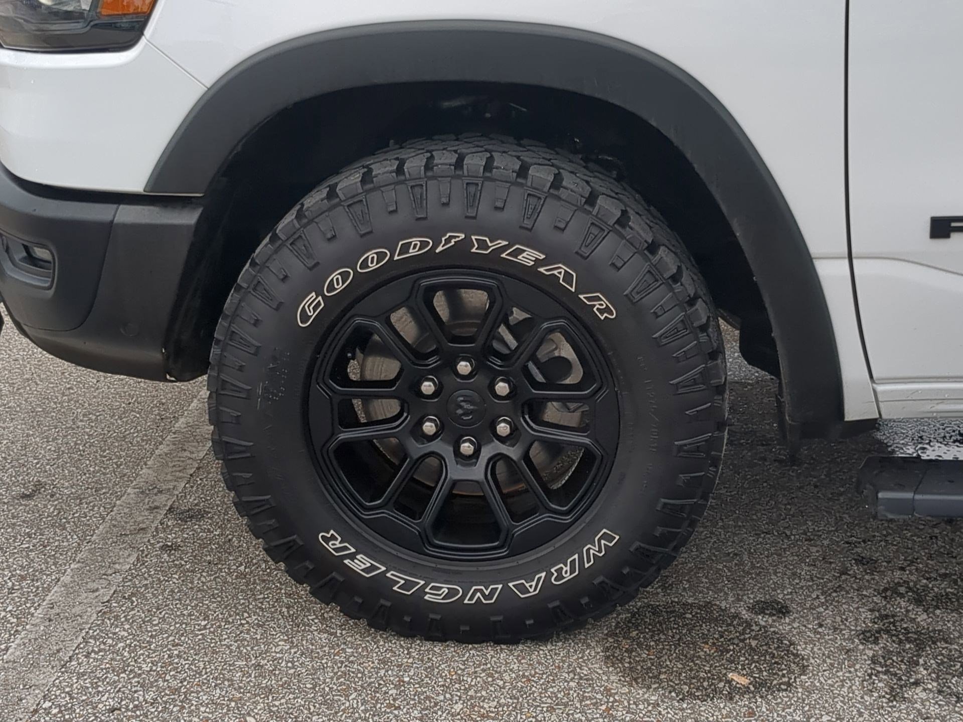 2025 Ram 1500 Rebel photo 9