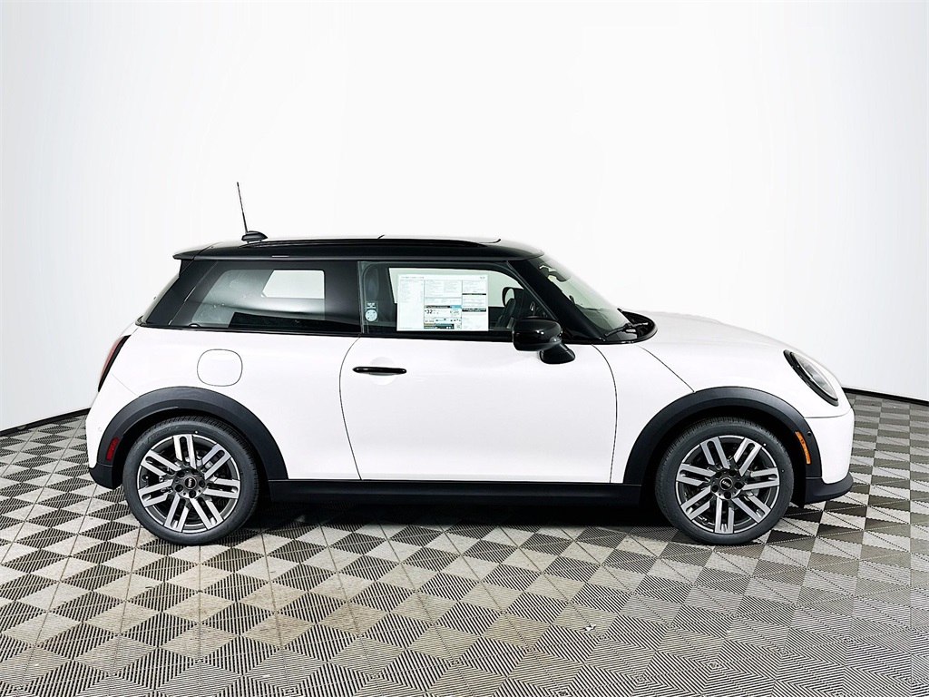 2026 Mini Cooper 2 Door Hardtop photo 4