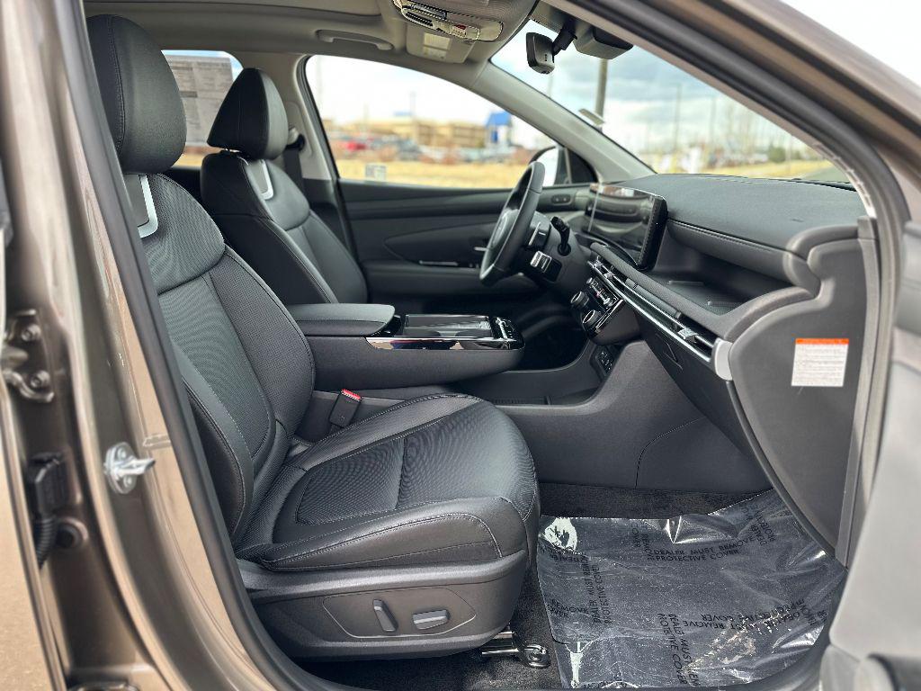 2025 Hyundai Tucson Hybrid Limited photo 21