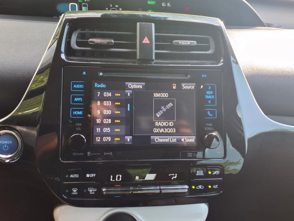 2019 Toyota Prius Prime Plus photo 18