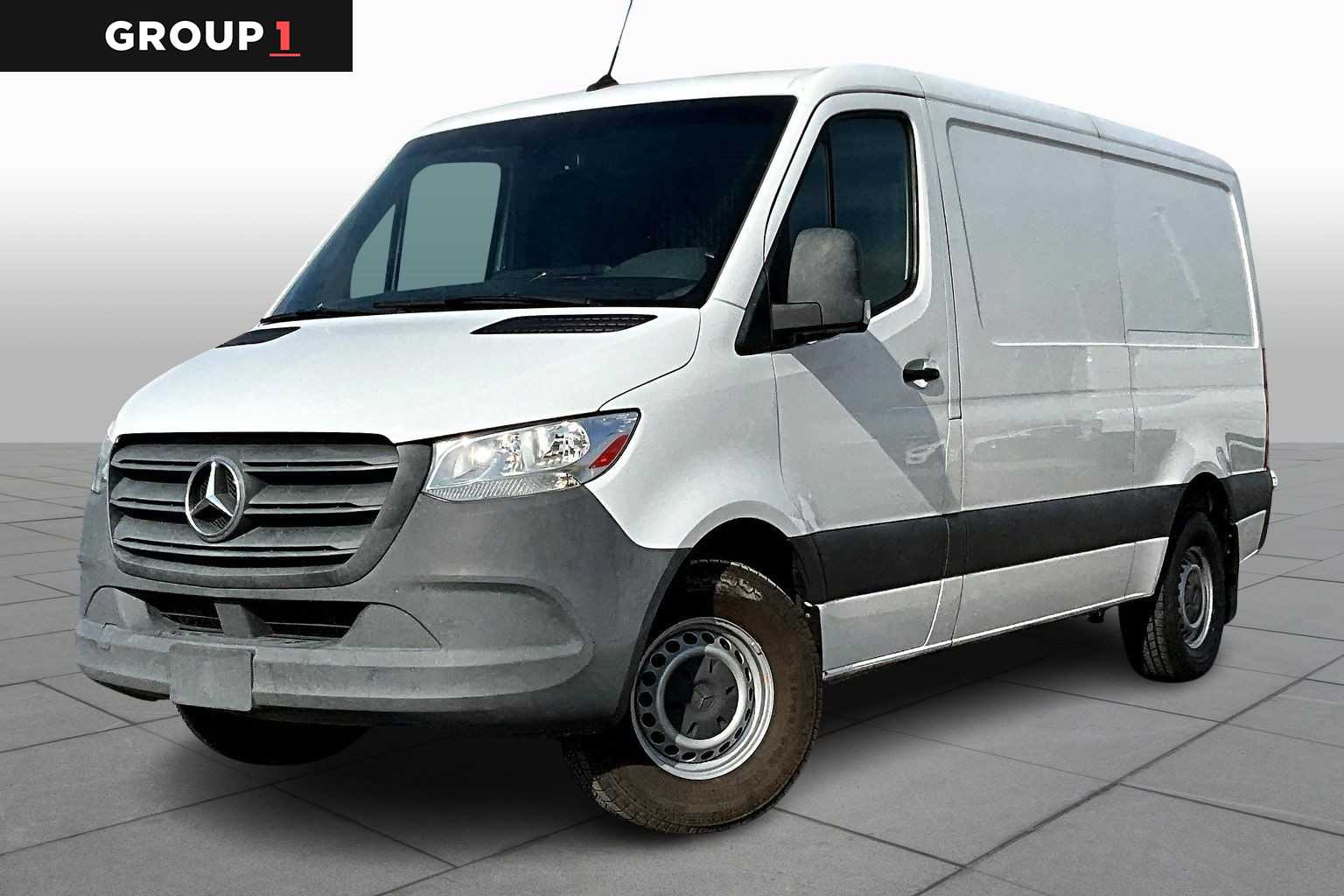2021 Mercedes-Benz Sprinter Cargo Van Base's photo