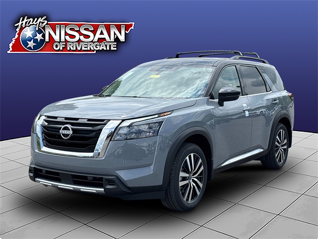 2025 Nissan Pathfinder Platinum's photo