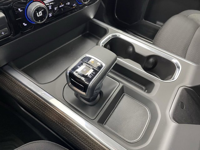 2025 Chevrolet Silverado 1500 RST photo 7