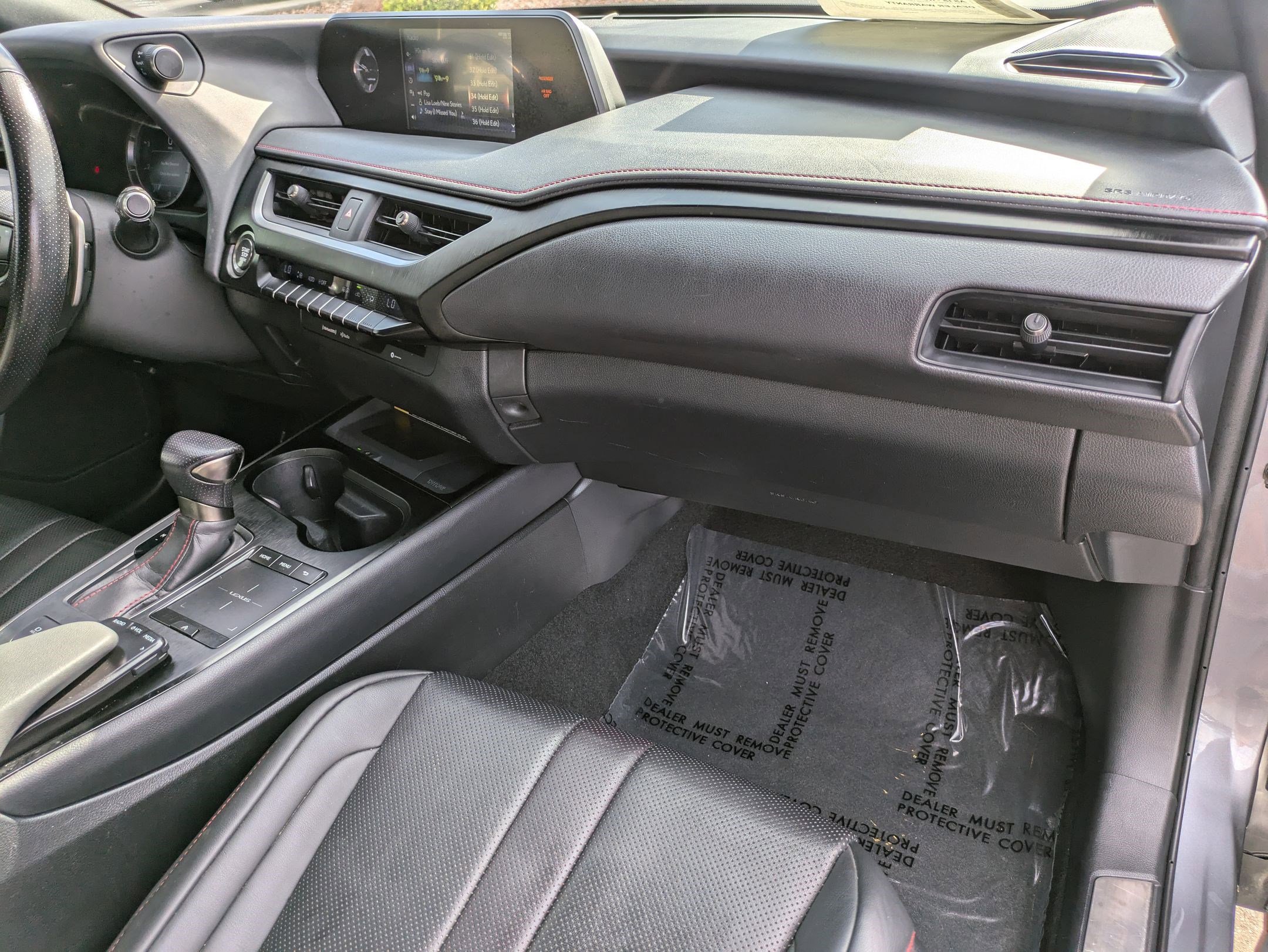 2020 Lexus UX 200 F SPORT photo 30