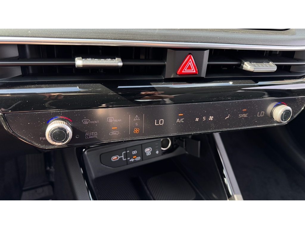 2026 Kia K5 GT-Line photo 19