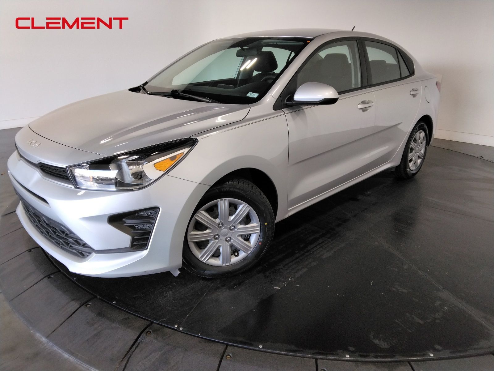 2023 Kia Rio LX's photo