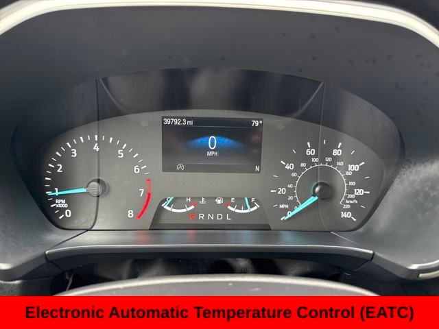 2022 Ford Escape SE photo 8