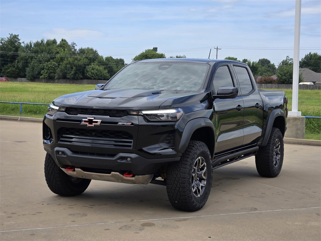 2026 Chevrolet Colorado ZR2 photo 2