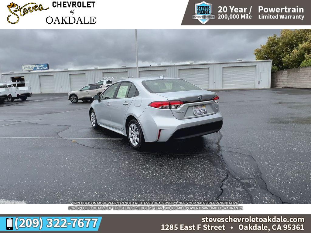 2025 Toyota Corolla Hybrid LE photo 9