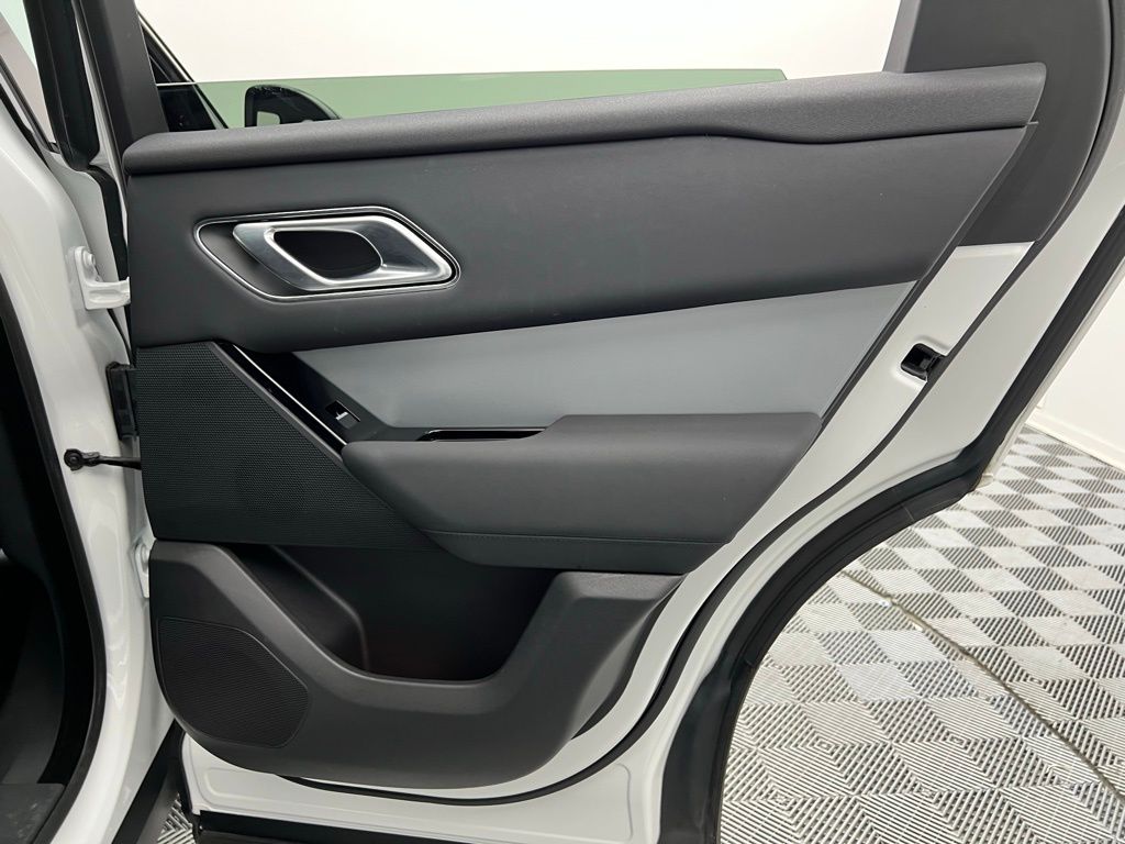 2024 Land Rover Range Rover Velar S photo 32