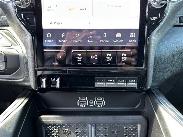 2025 Ram 2500 Laramie photo 18
