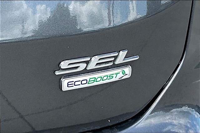 2020 Ford Edge SEL photo 9