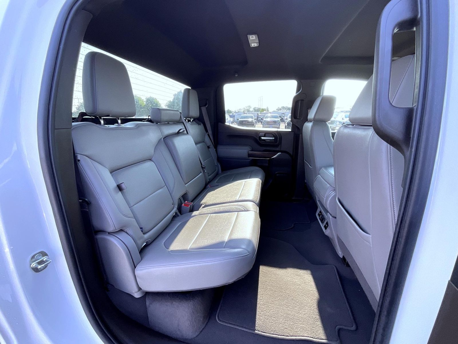 2021 Gmc Sierra 1500 SLT photo 18