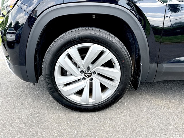 2021 Volkswagen Atlas Cross Sport V6 SE Technology photo 13