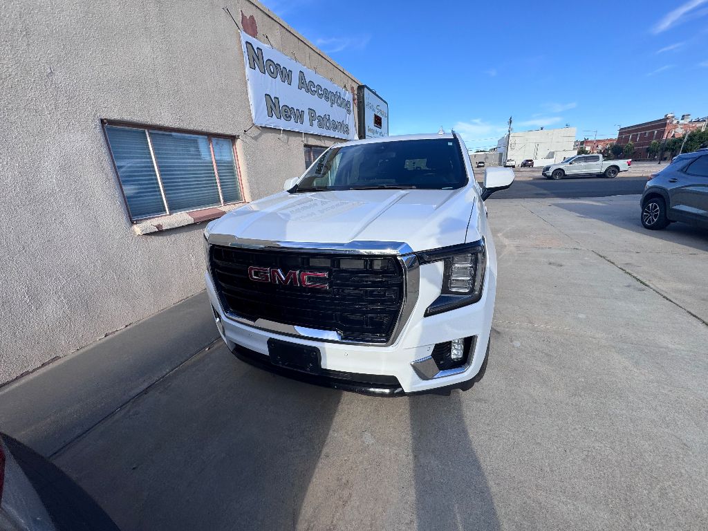 2021 Gmc Yukon XL 1500 SLE photo 2