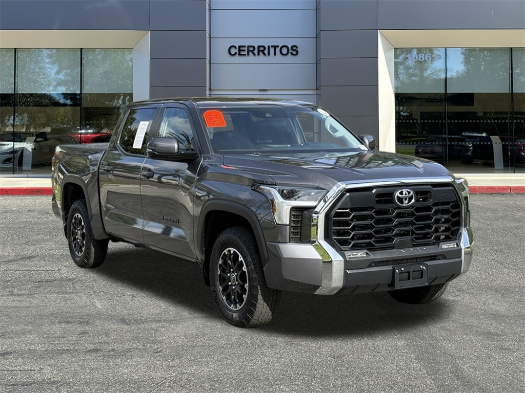 2024 Toyota Tundra SR5 photo 3