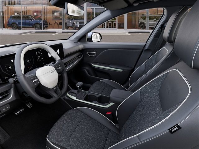 2025 Kia K4 GT-Line photo 17