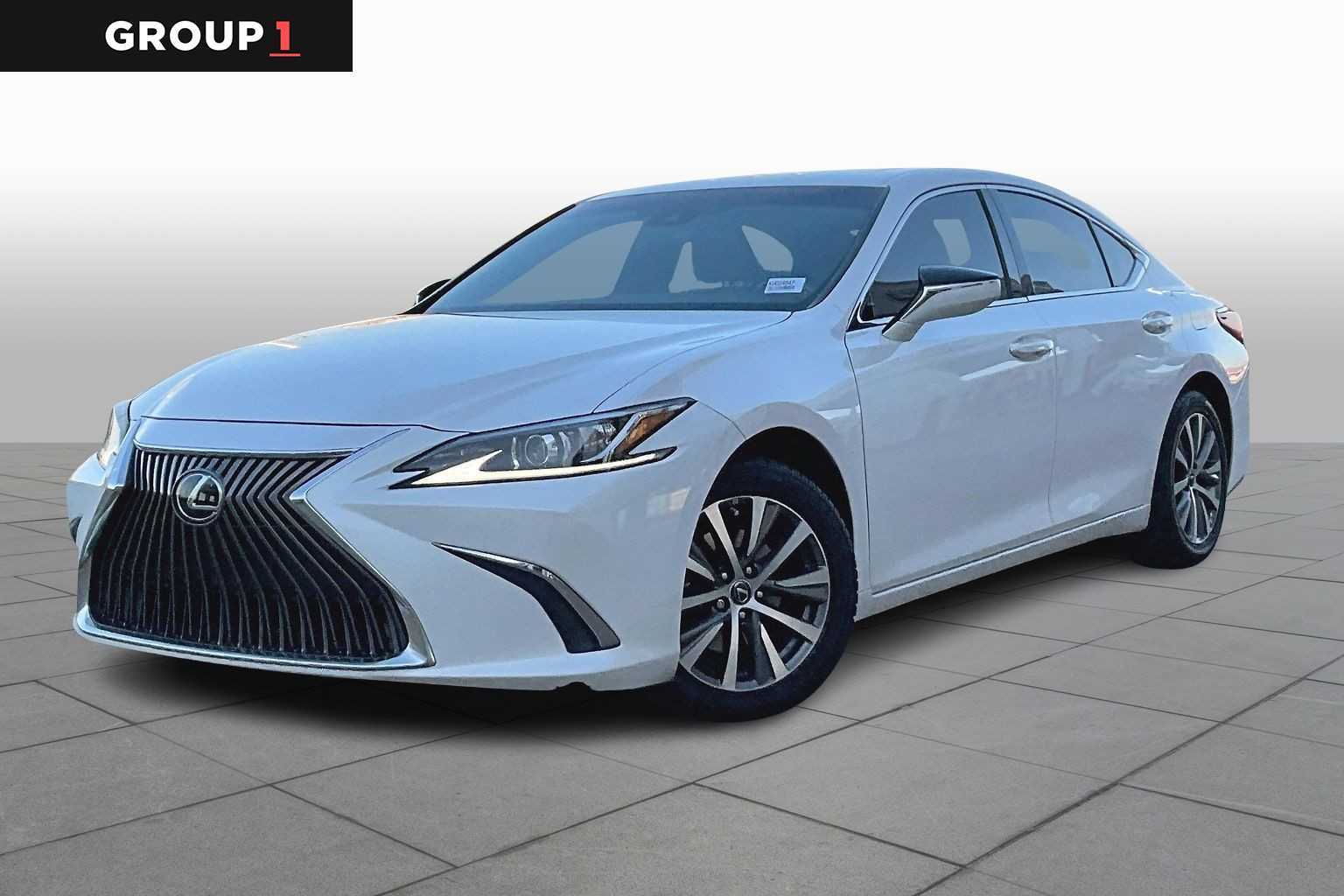 2019 Lexus ES 350's photo