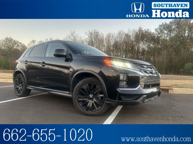 2022 Mitsubishi Outlander Sport LE's photo