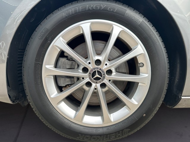 2021 Mercedes Benz A 220 4MATIC photo 14