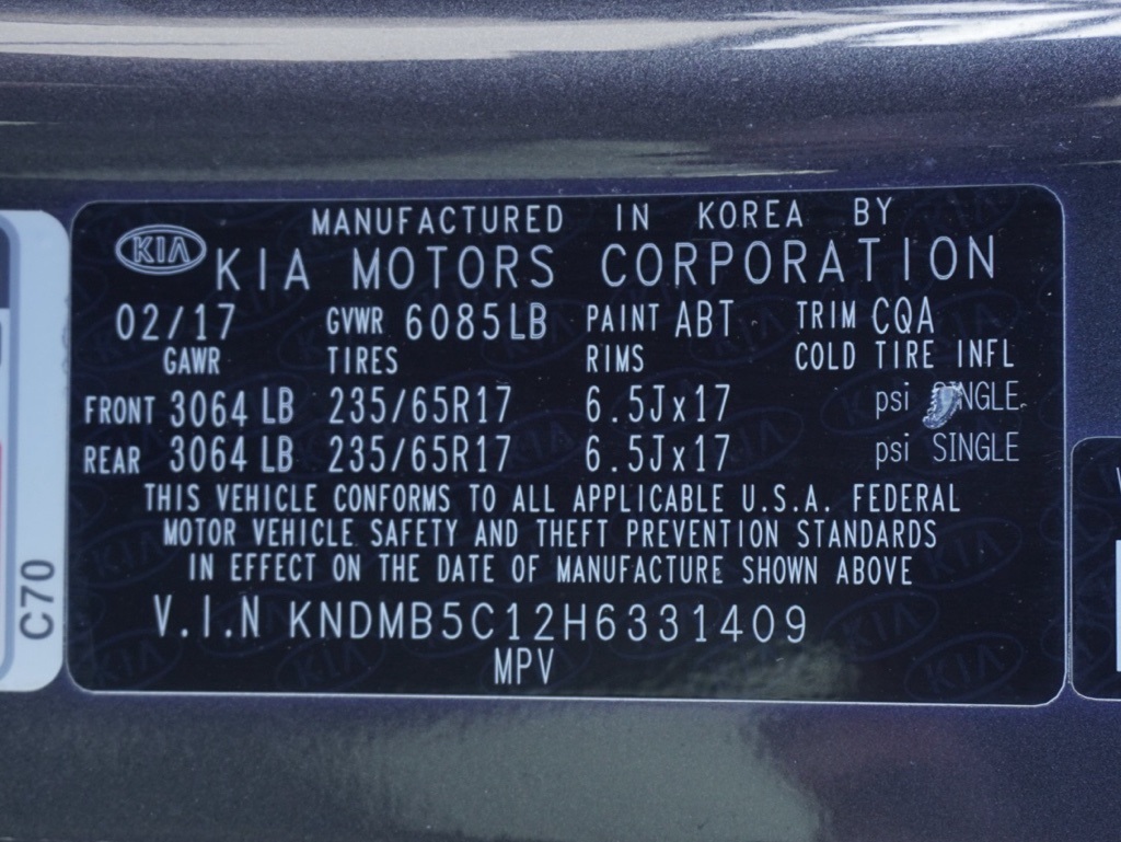 2017 Kia Sedona LX photo 28