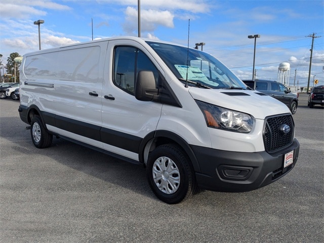 2024 Ford Transit photo 2