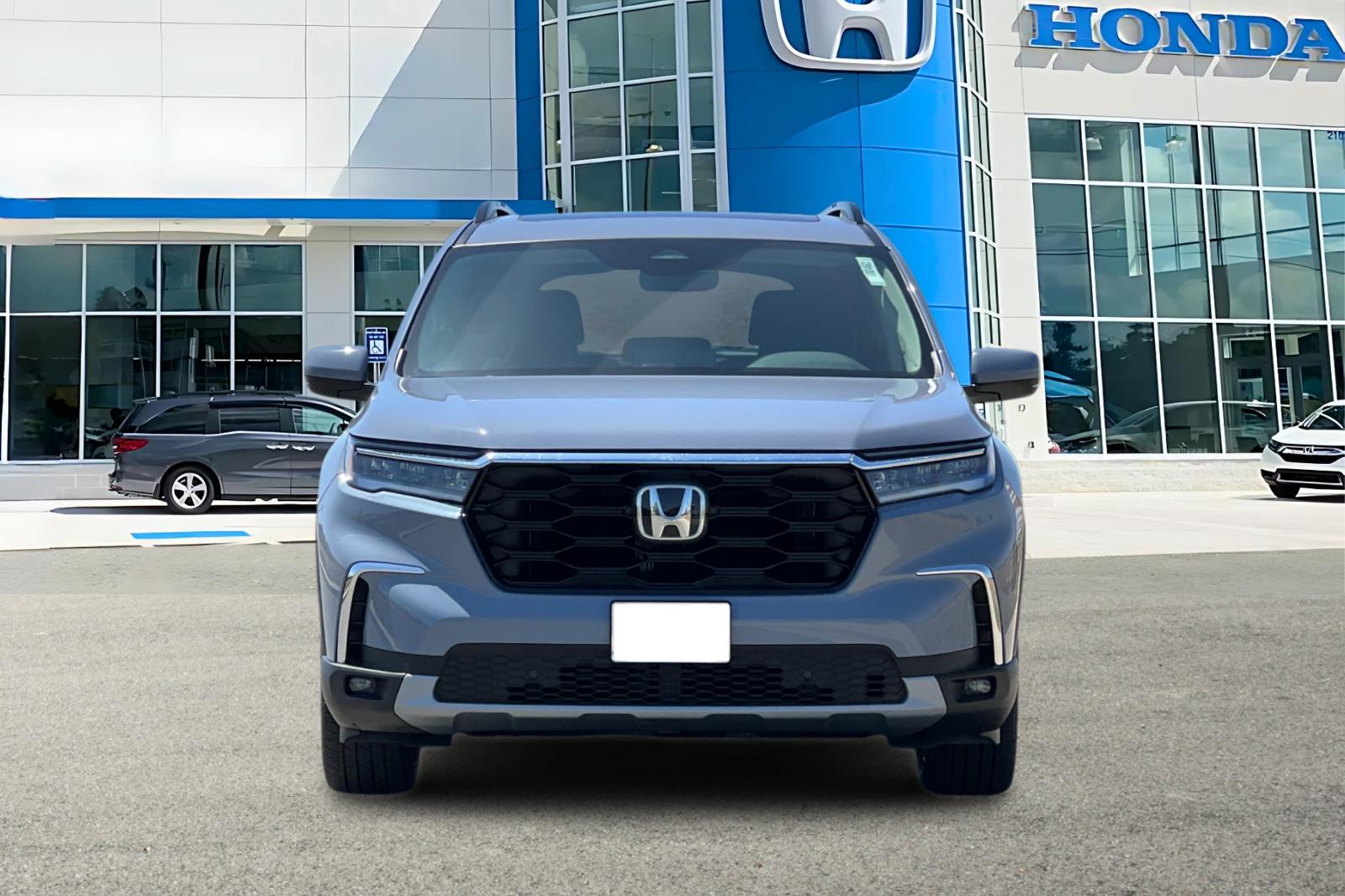 2025 Honda Pilot Touring photo 7