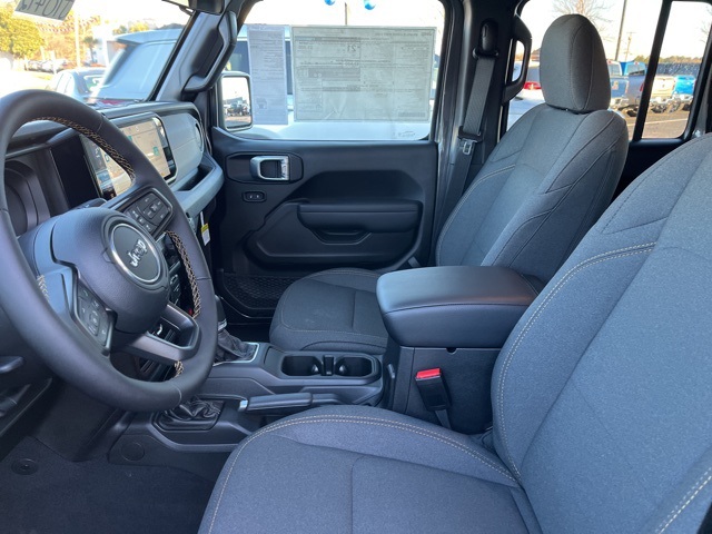 2025 Jeep Wrangler Sport S photo 4