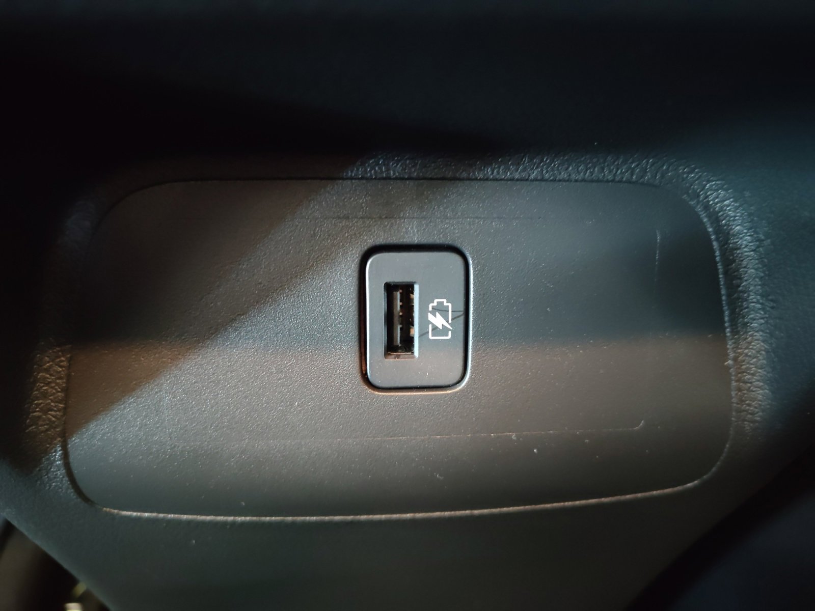 2025 Nissan Sentra SV photo 27