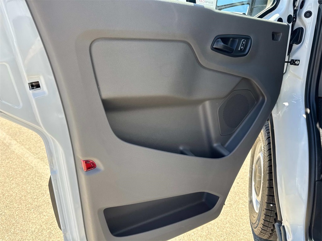 2025 Ford Transit Cargo Van photo 8