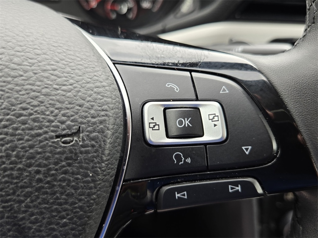 2022 Volkswagen Passat 2.0T SE photo 23